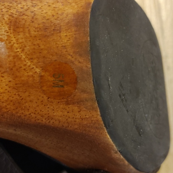 Tory Burch Jodie Tumbled Leather, Size 5 - Picture 6 of 6